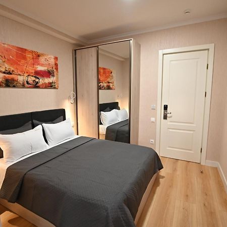 Hotel Well Inn Tbilisi ภายนอก รูปภาพ